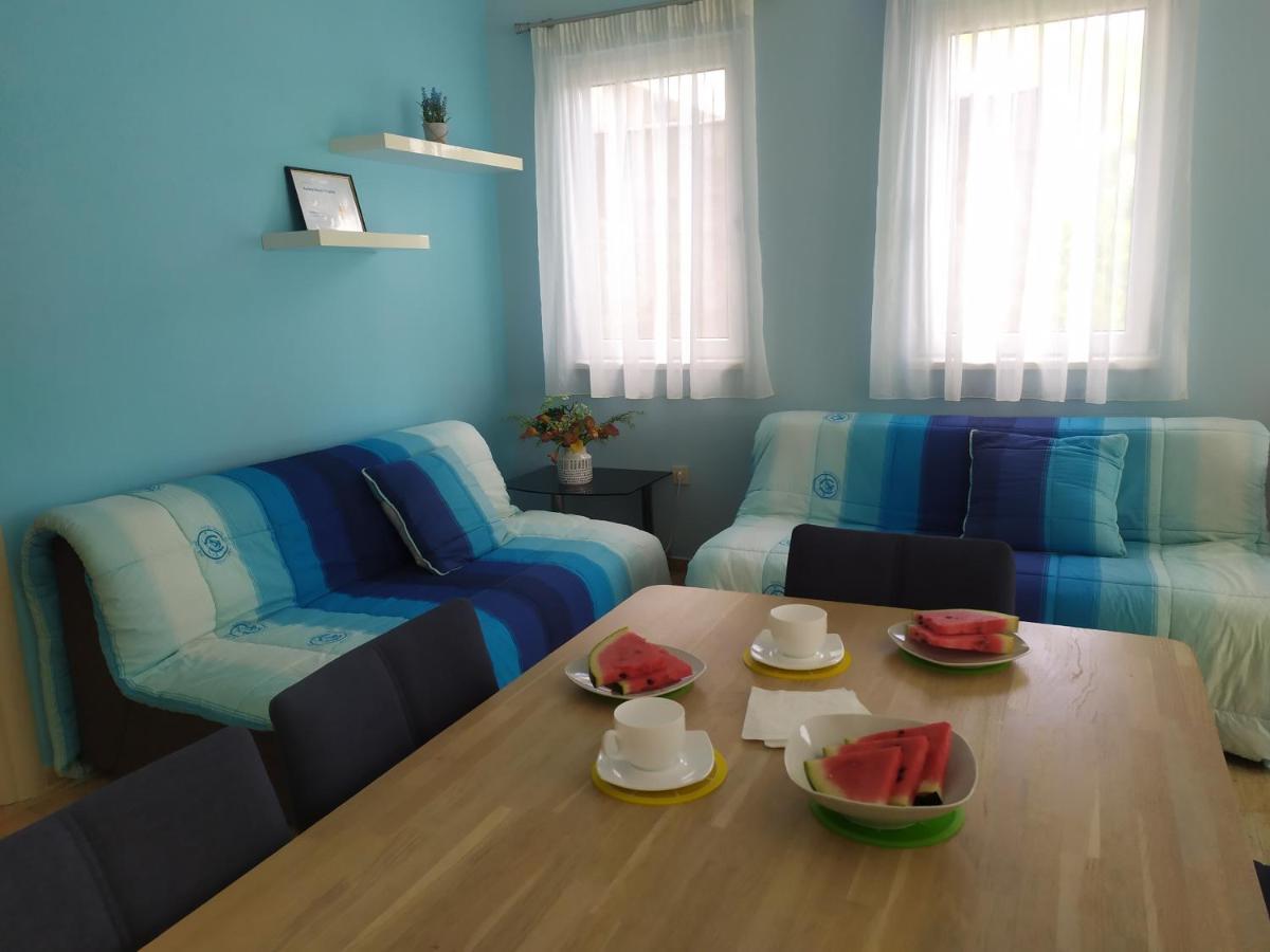 Aurora House Duplex Apartment Njivice Exterior photo